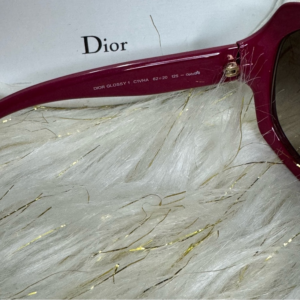 Dior Women's Burgundy Sunglasses - Picture 5 of 9